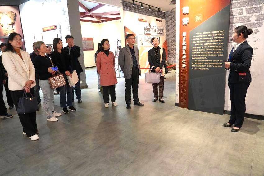 标题：省委讲师团、太阳成集团tyc33455cc赴华容区开展“大思政课”“百马行动”观摩宣讲活动.docx